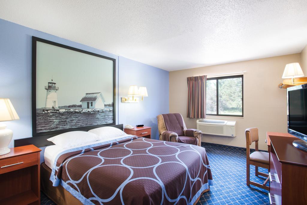 Мотель Super 8 By Wyndham Massena Ny Экстерьер фото